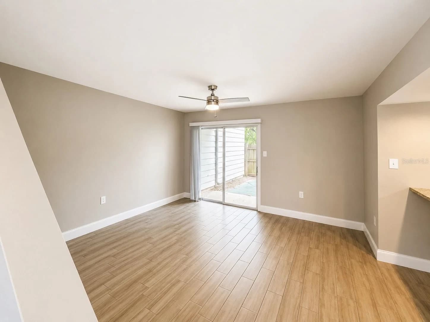 3922 CRAYRICH Circle #C-4, Orlando, FL 32839 2