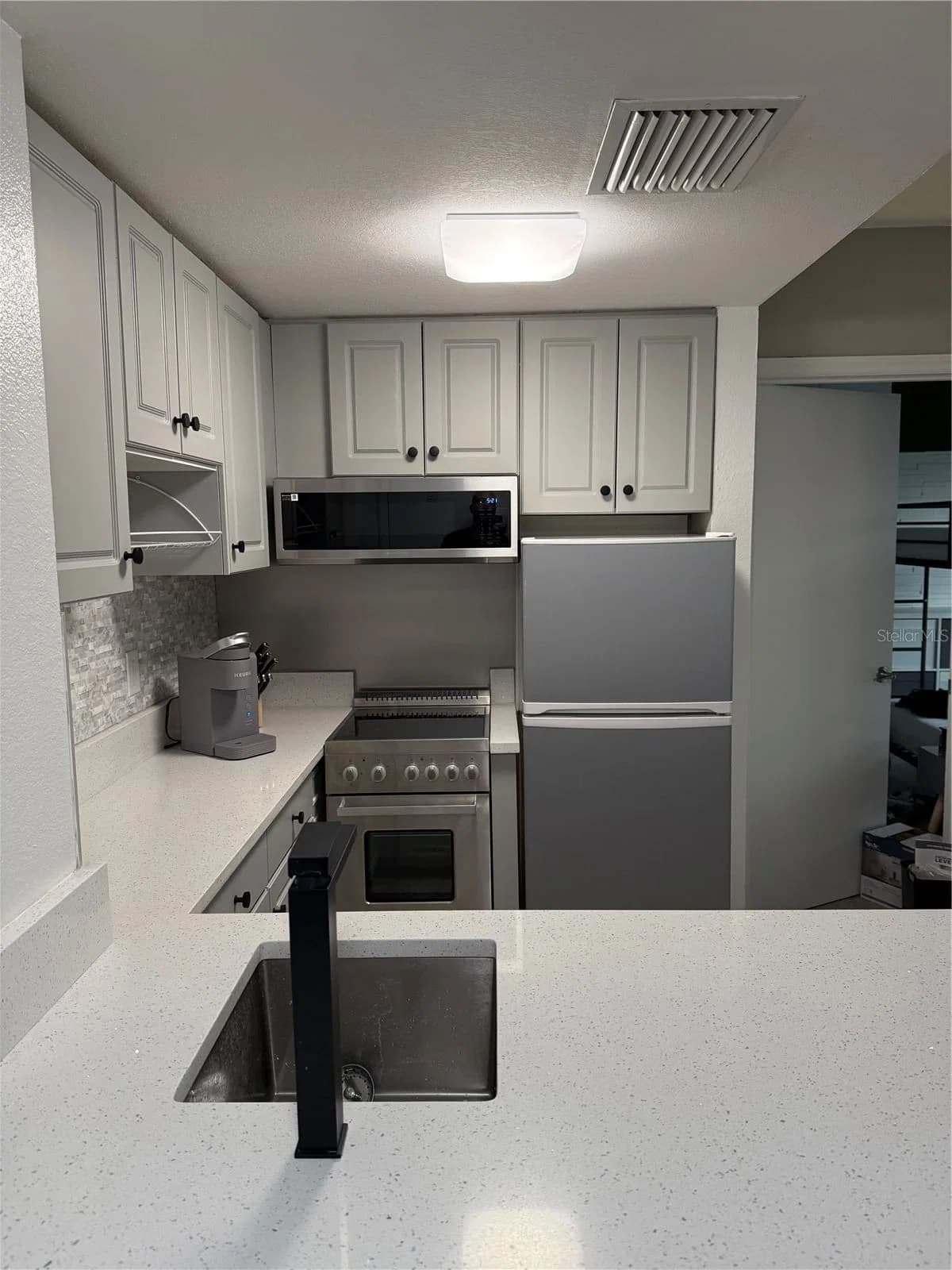 6165 CARRIER Drive #3106, Orlando, FL 32819 3
