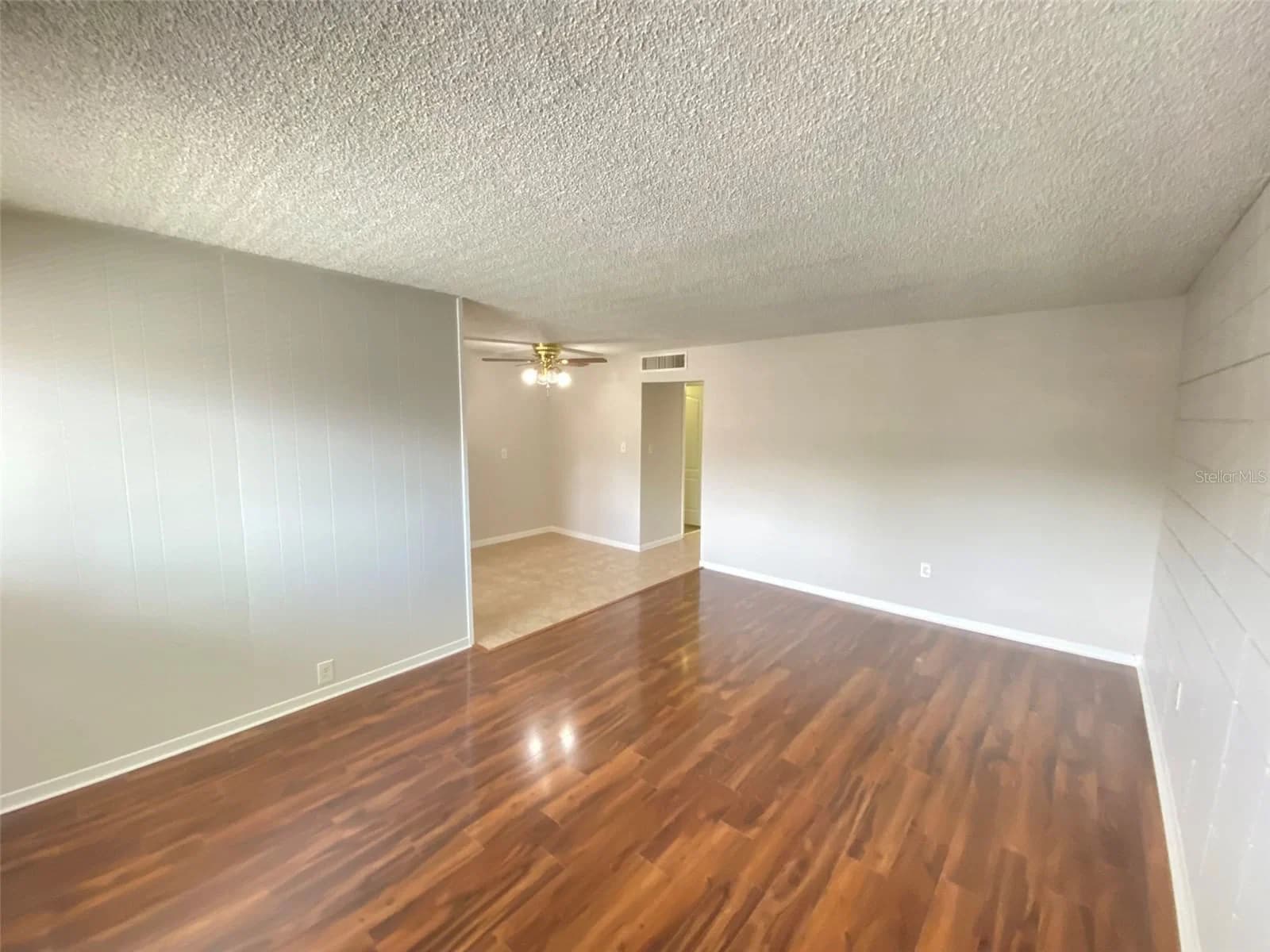 320 LAKEVIEW Street #207, Orlando, FL 32804 2