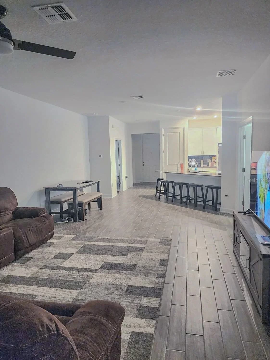 1743 GOOD NEIGHBOR, Kissimmee, FL 34744 2