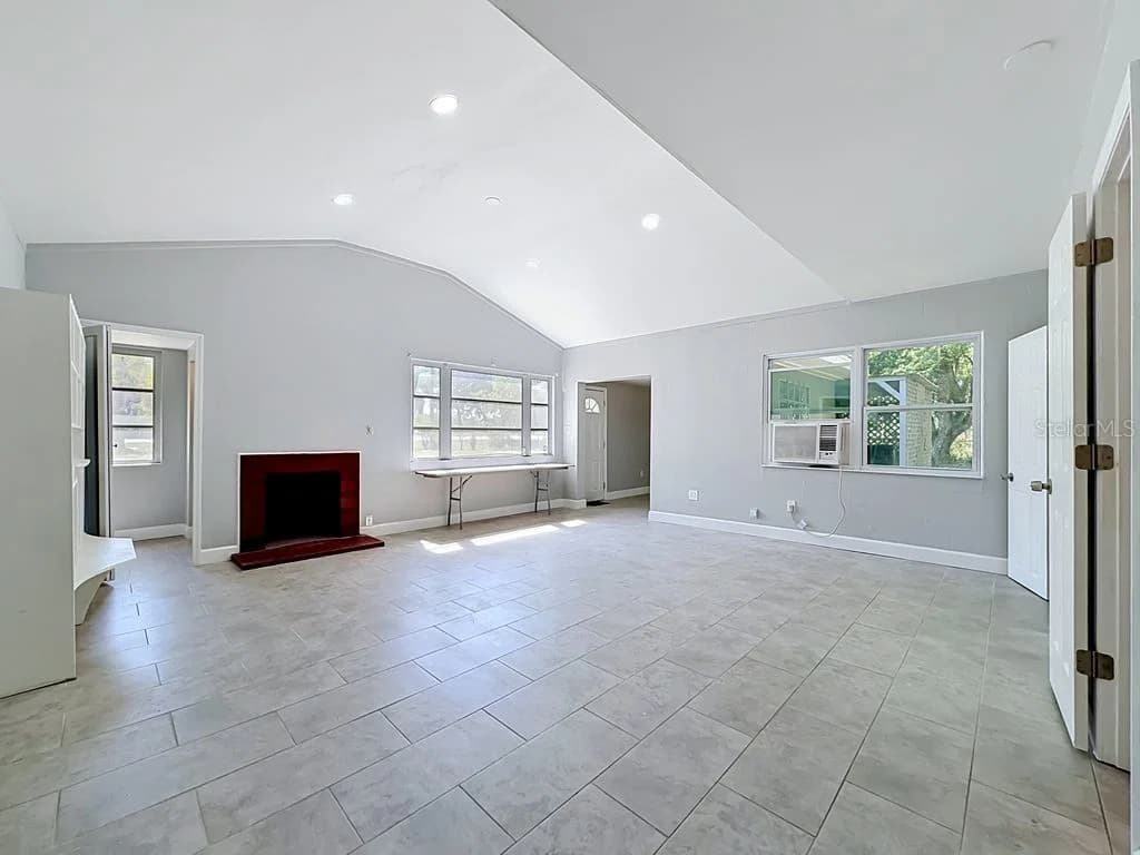 3508 ROUSE Road, Orlando, FL 32817 2