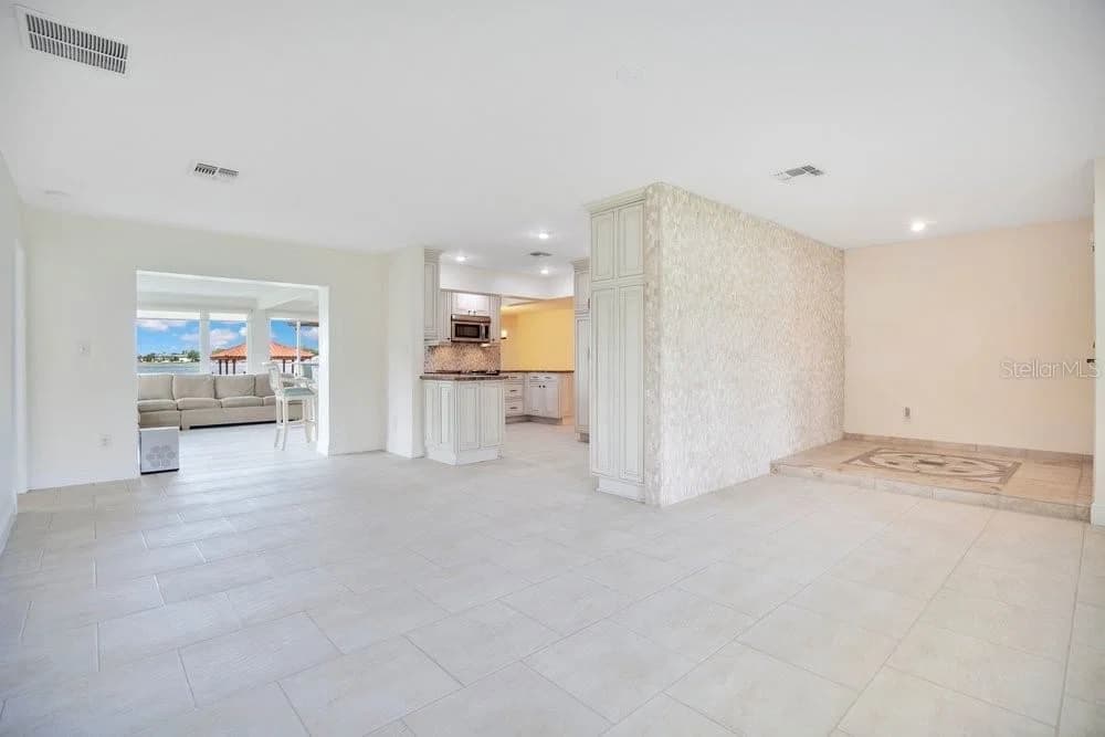 3108 TROY Drive 5