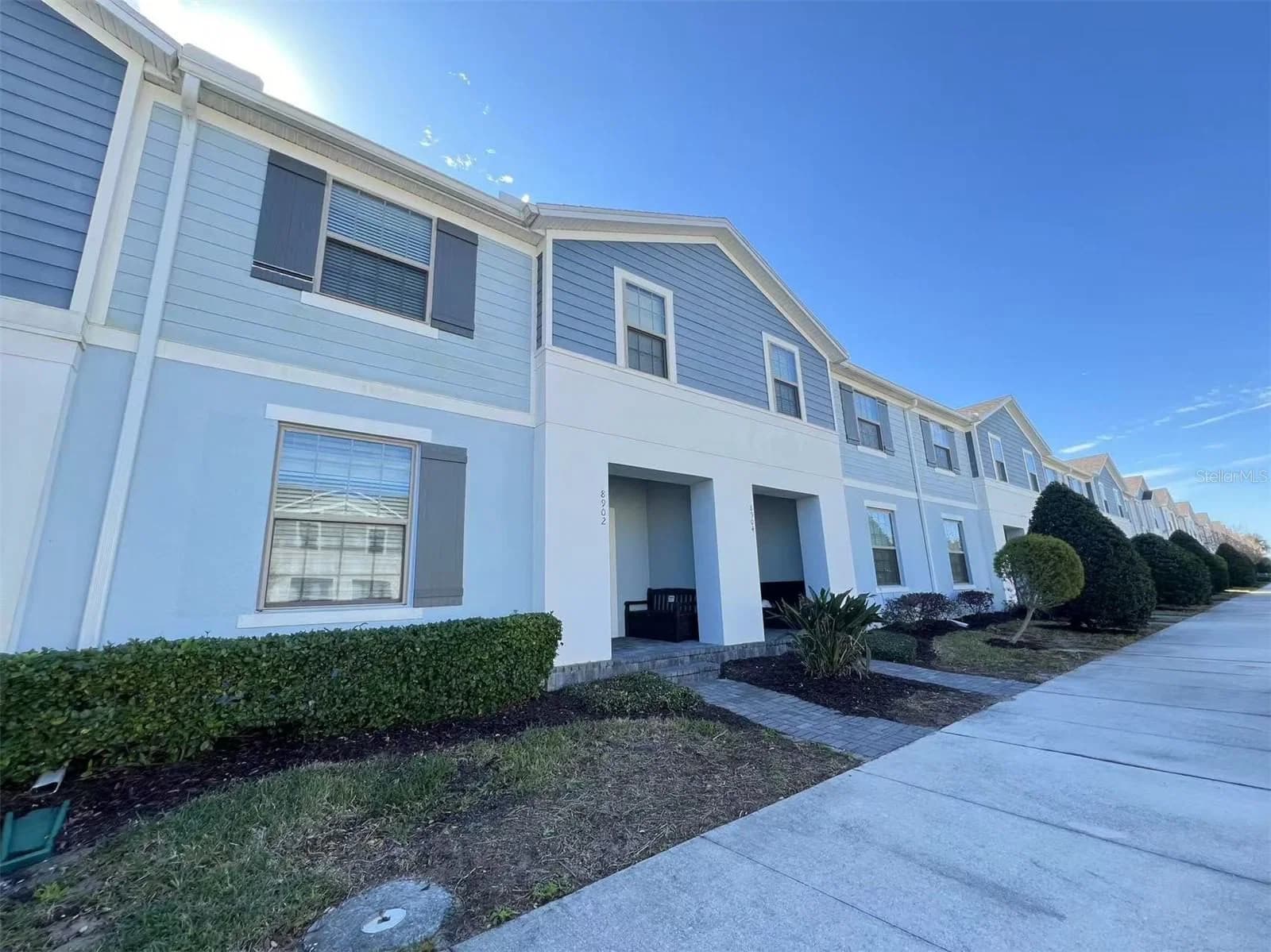 8942 SYDNEY, Kissimmee, FL 34747 2