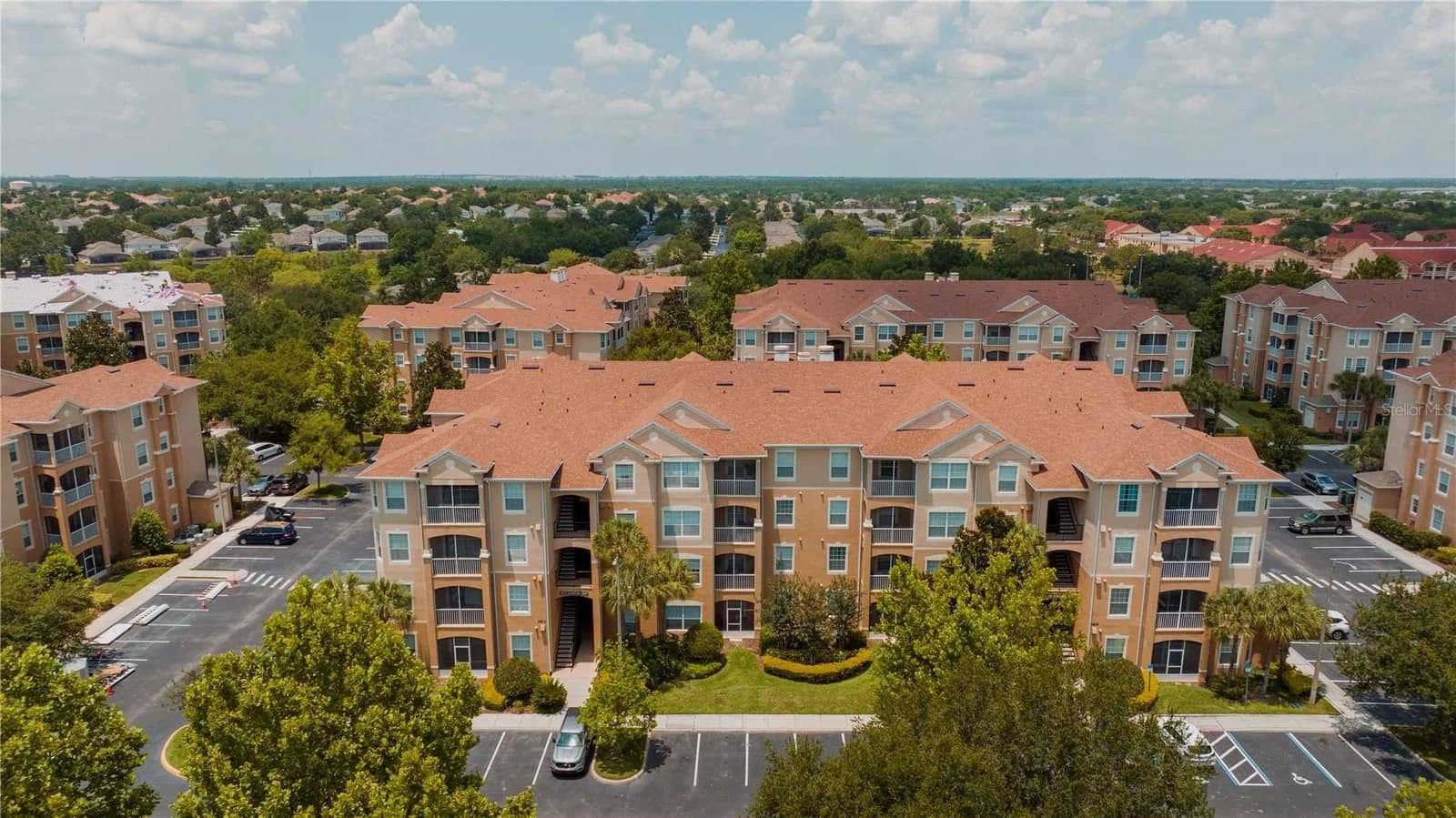 2813 ALMATON, Kissimmee, FL 34747 3