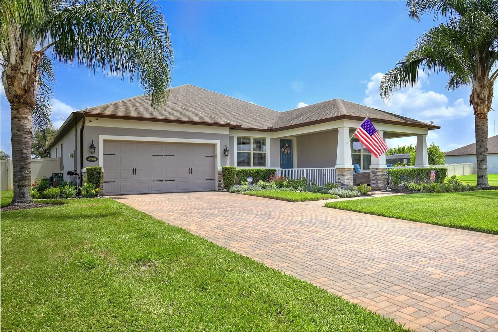 3266 KAYAK, Orlando, FL 32820 2