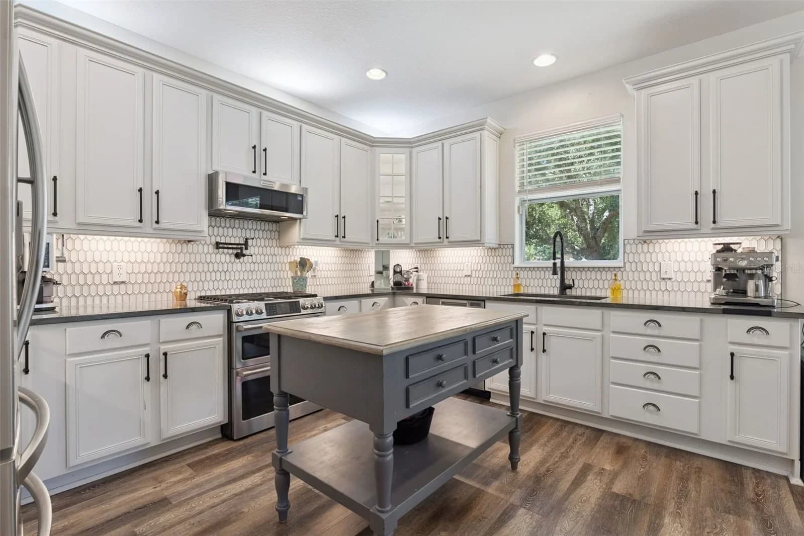 509 SPRING RIVER Drive 5