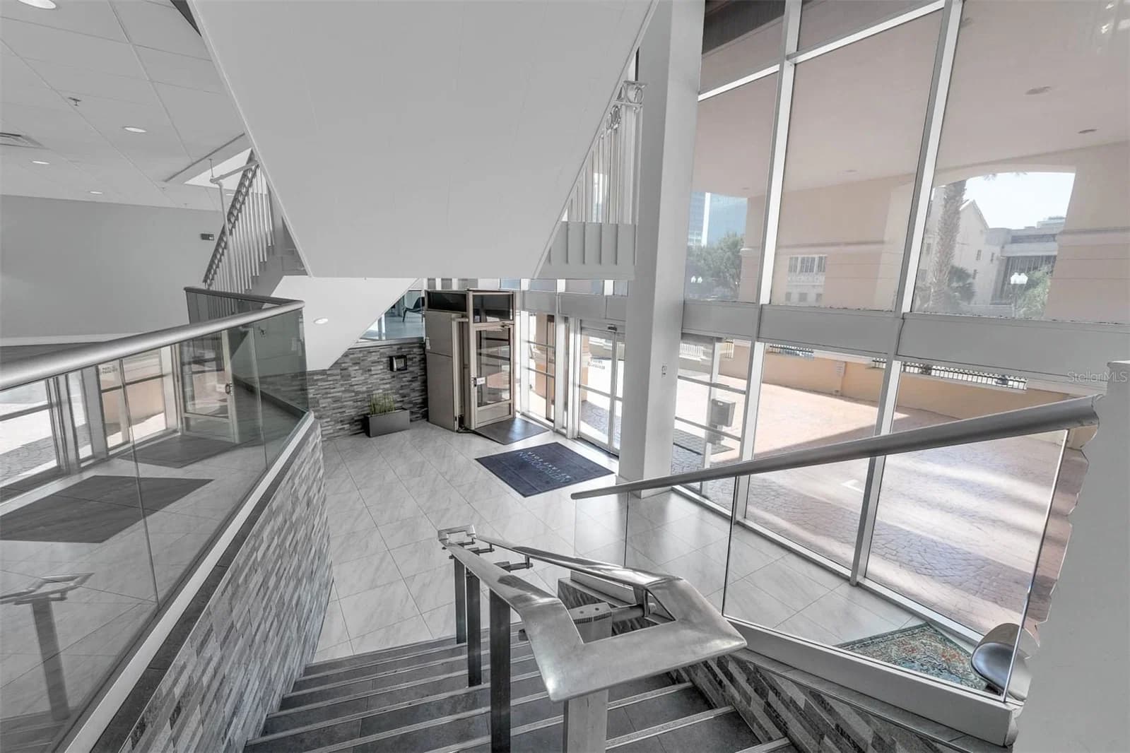 151 WASHINGTON, Orlando, FL 32801 3