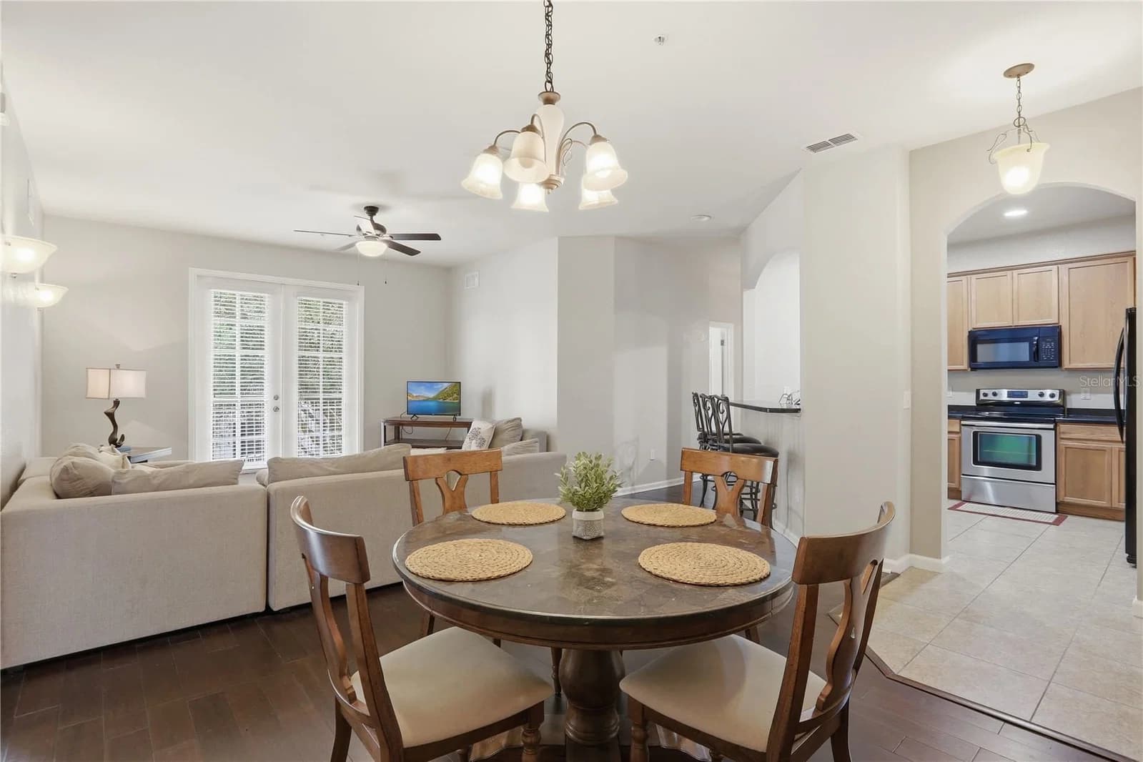 3001 LAUREL RUN 5