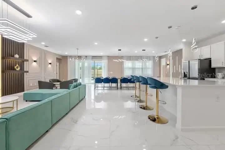 3870 SONOMA BLVD 5