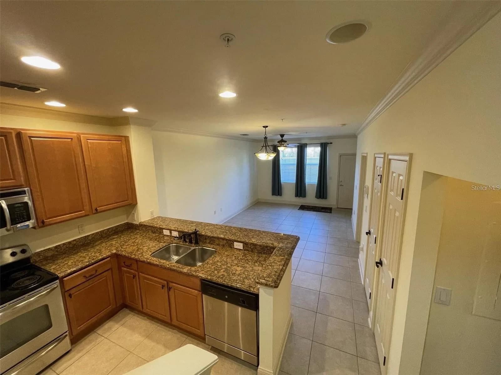 2846 BELLA VISTA 3