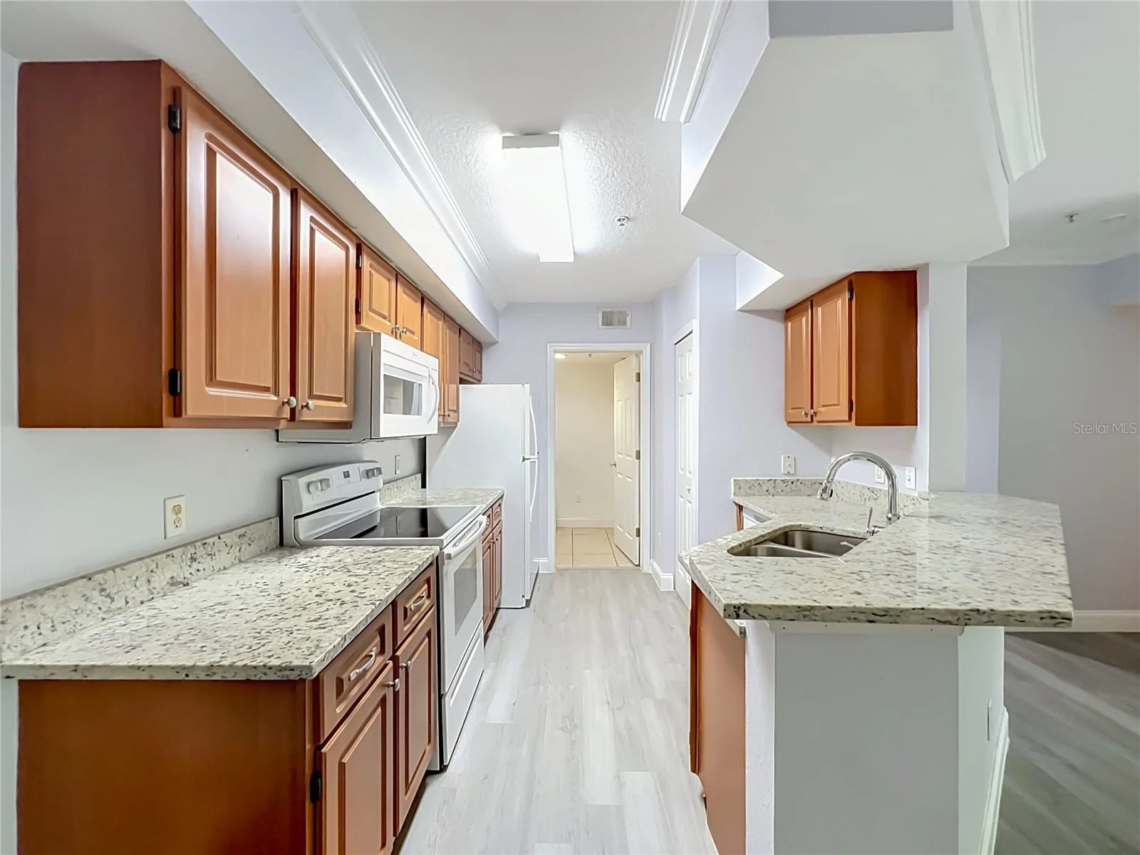 738 CREST PINES Drive #728 4