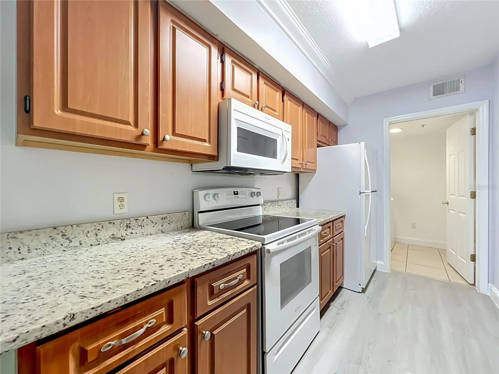 738 CREST PINES Drive #728 5