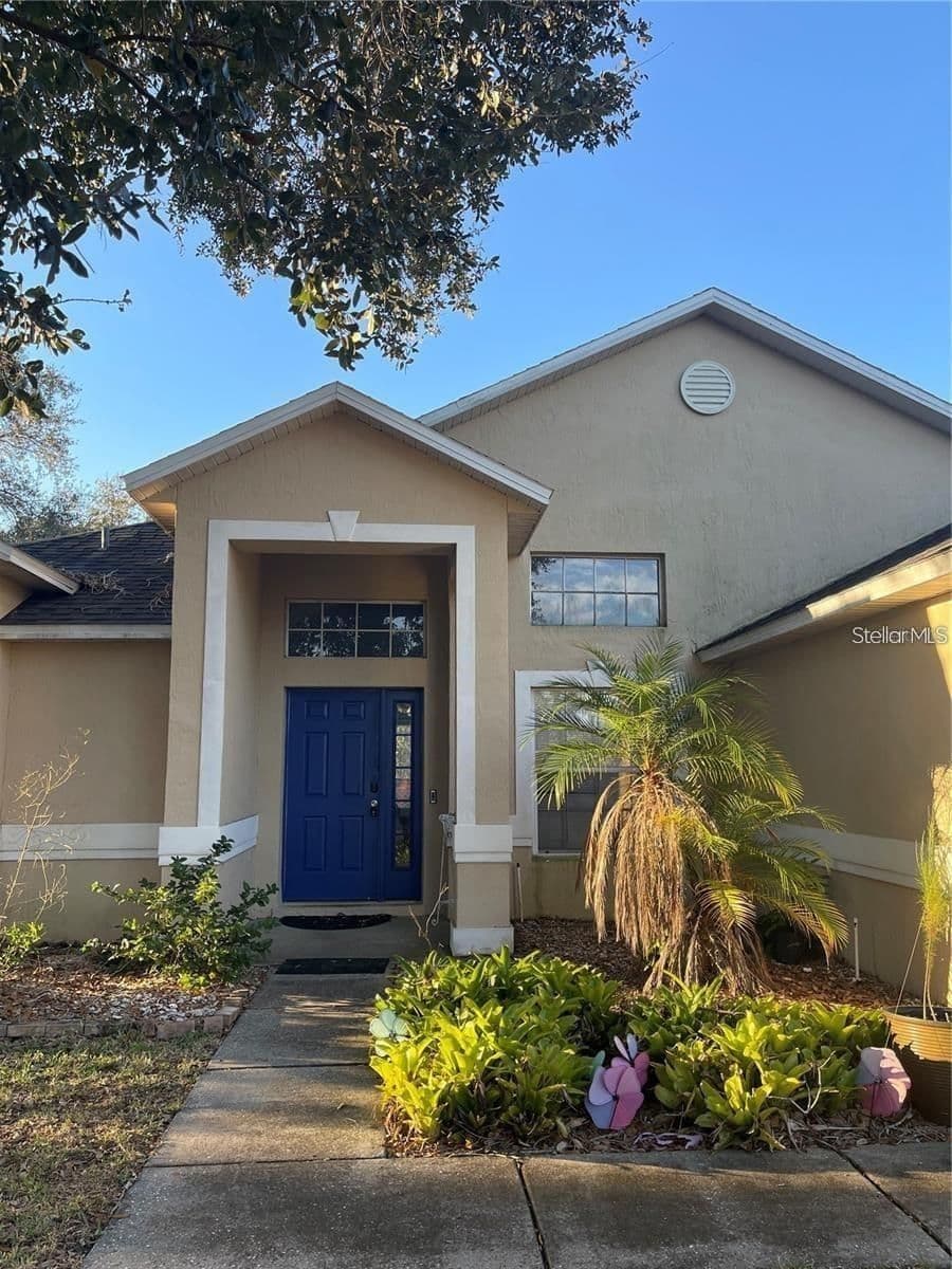 519 THOUSAND OAKS 2
