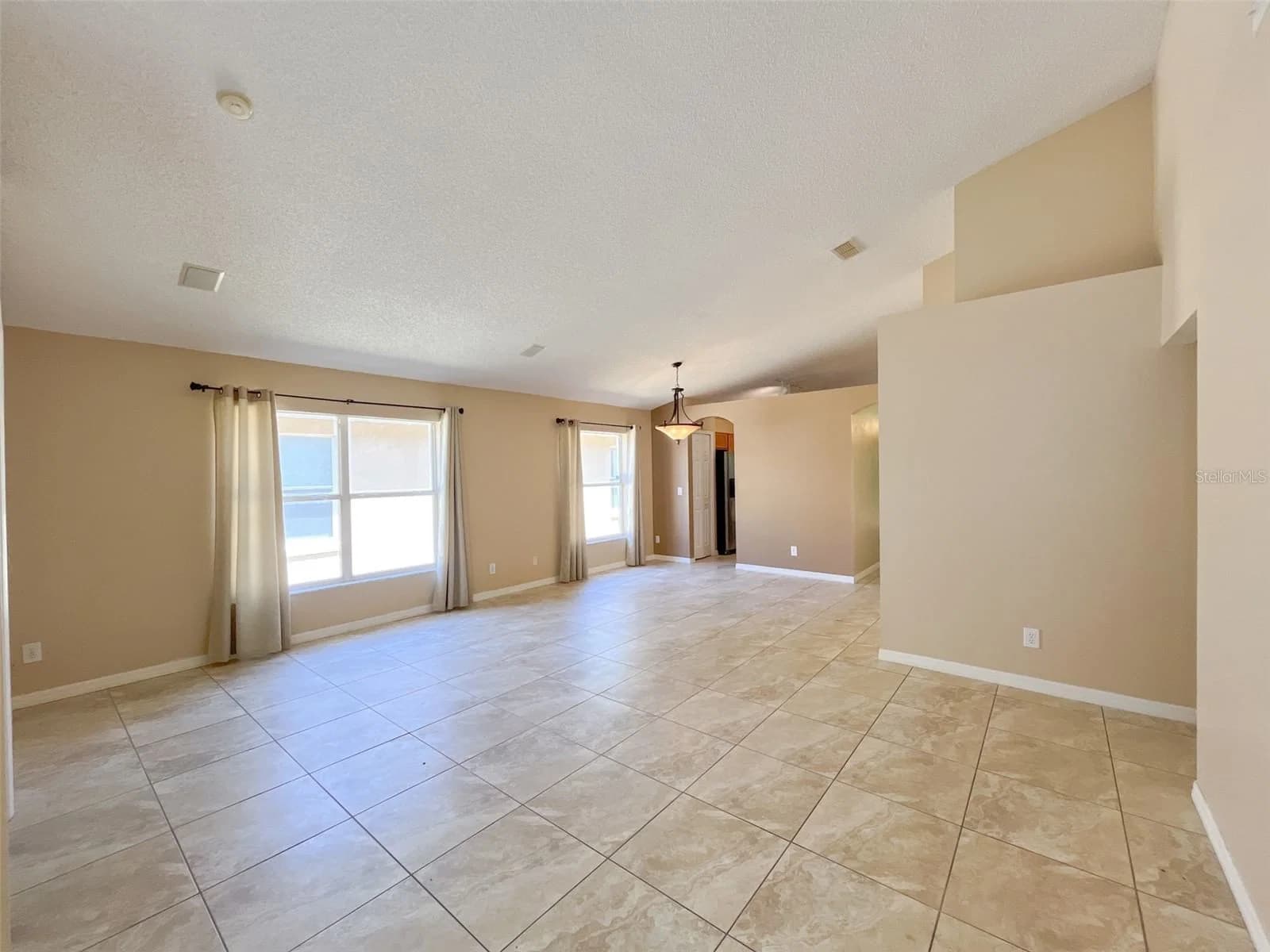 4397 KING EDWARD Drive, Orlando, FL 32826 3