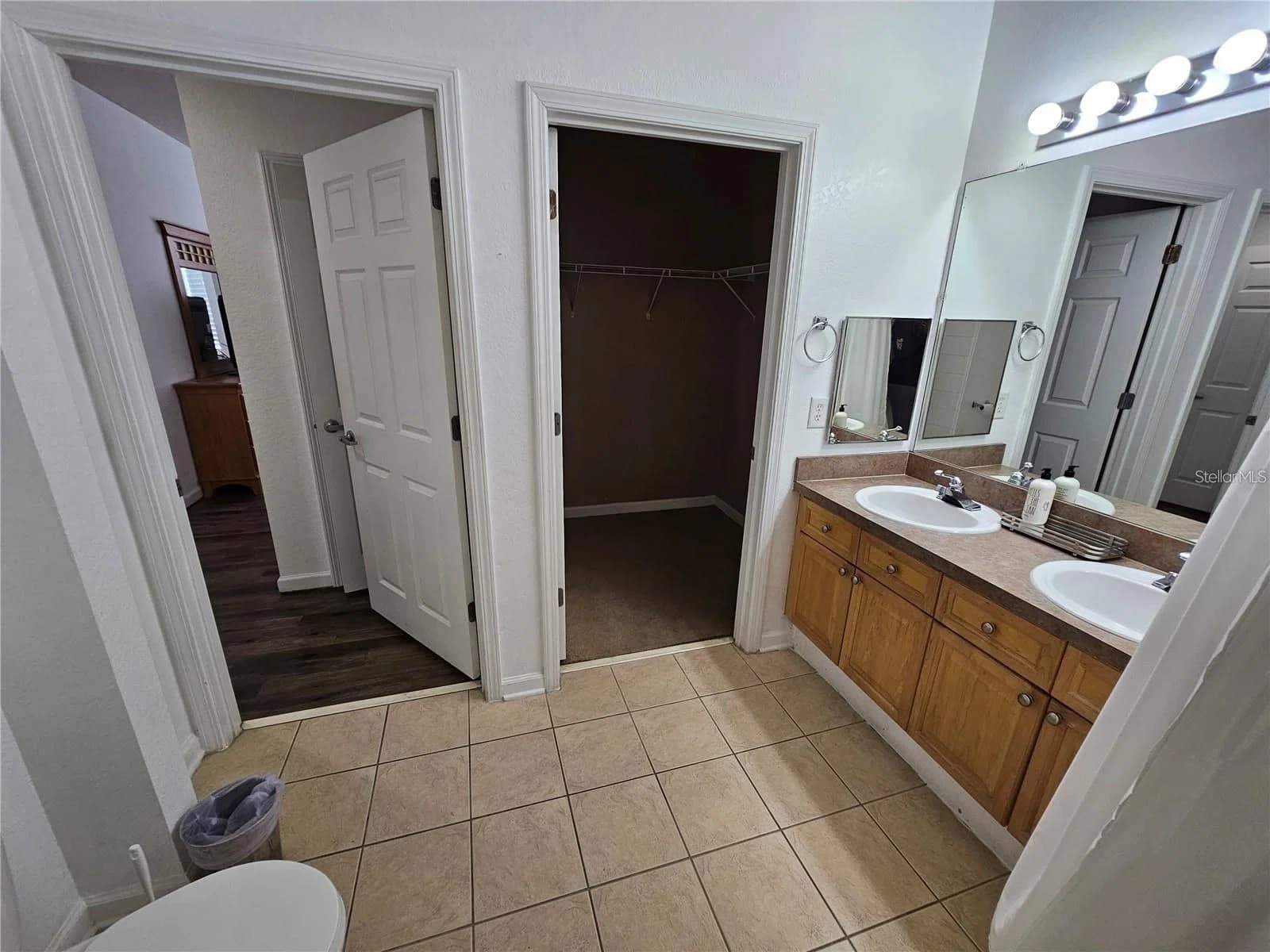 202 TERRACE RIDGE 4