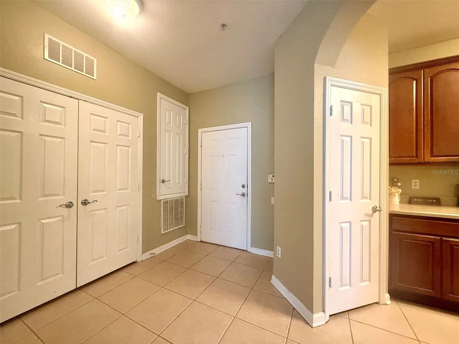 3314 ROBERT TRENT JONES Drive #410, Orlando, FL 32835 2