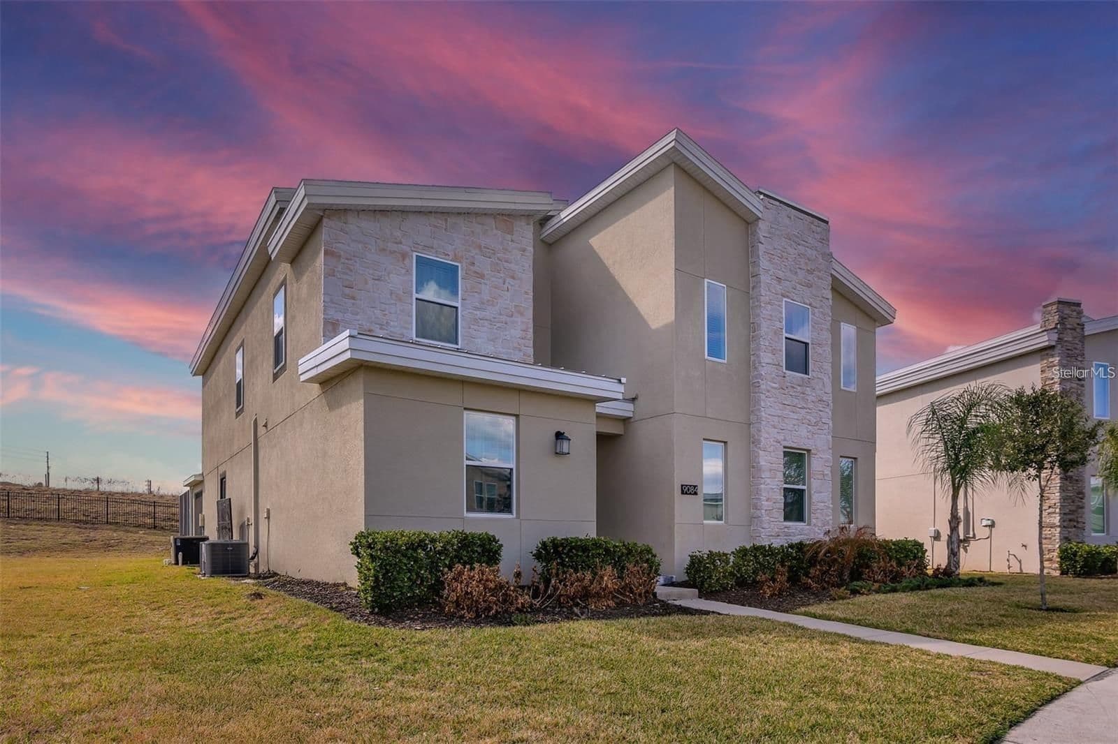 9084 SOMMERSET HILLS 4
