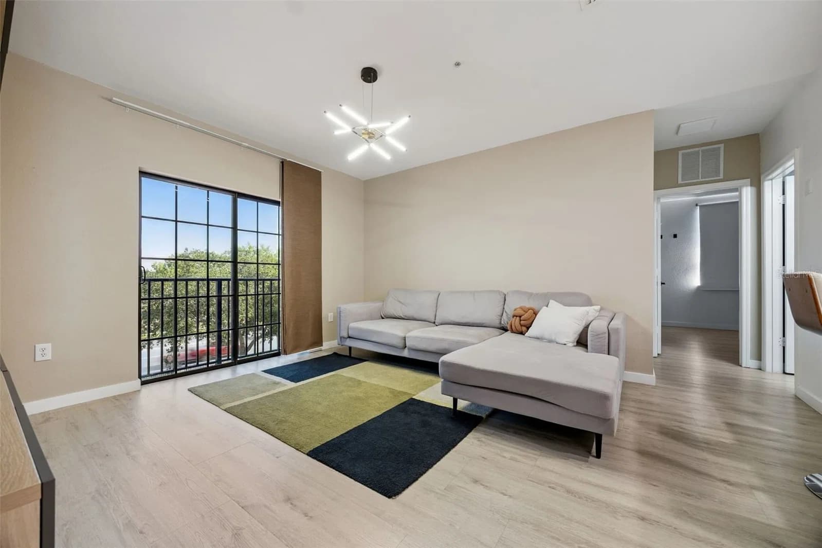 5550 MICHIGAN Street #2321 5