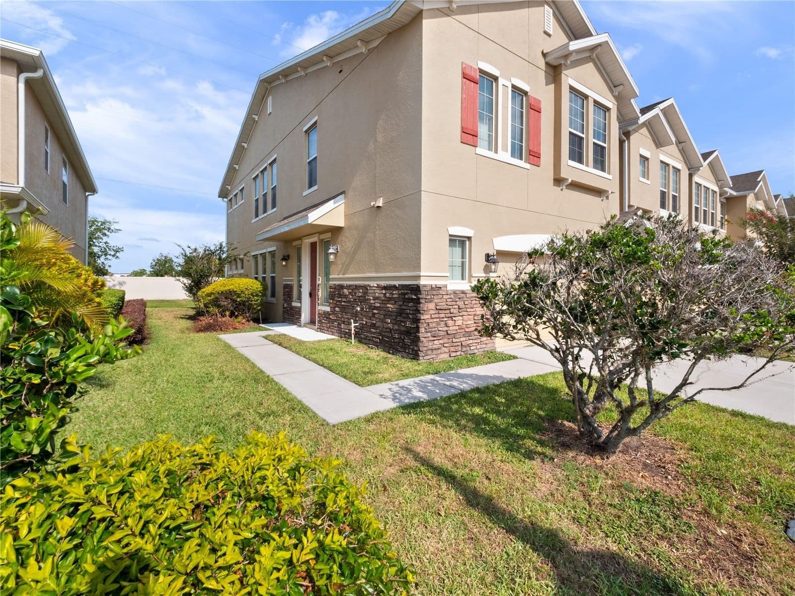 1610 MOHEGAN, Kissimmee, FL 34744 2