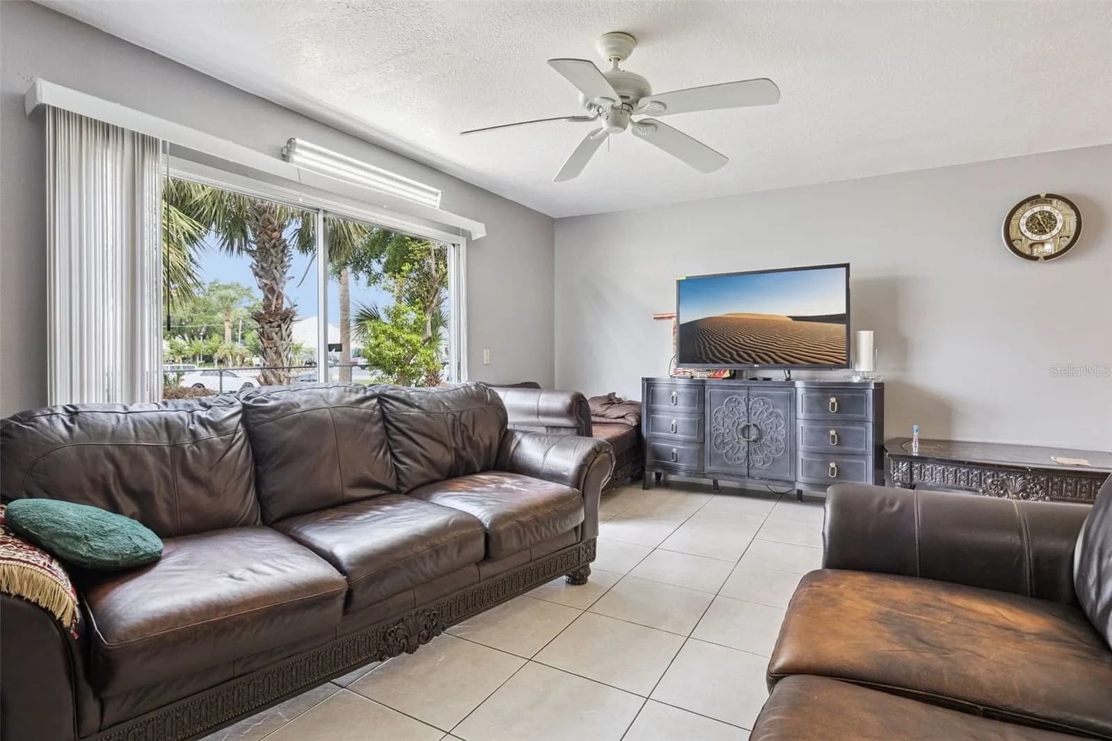 2460 SUMMERFIELD 5