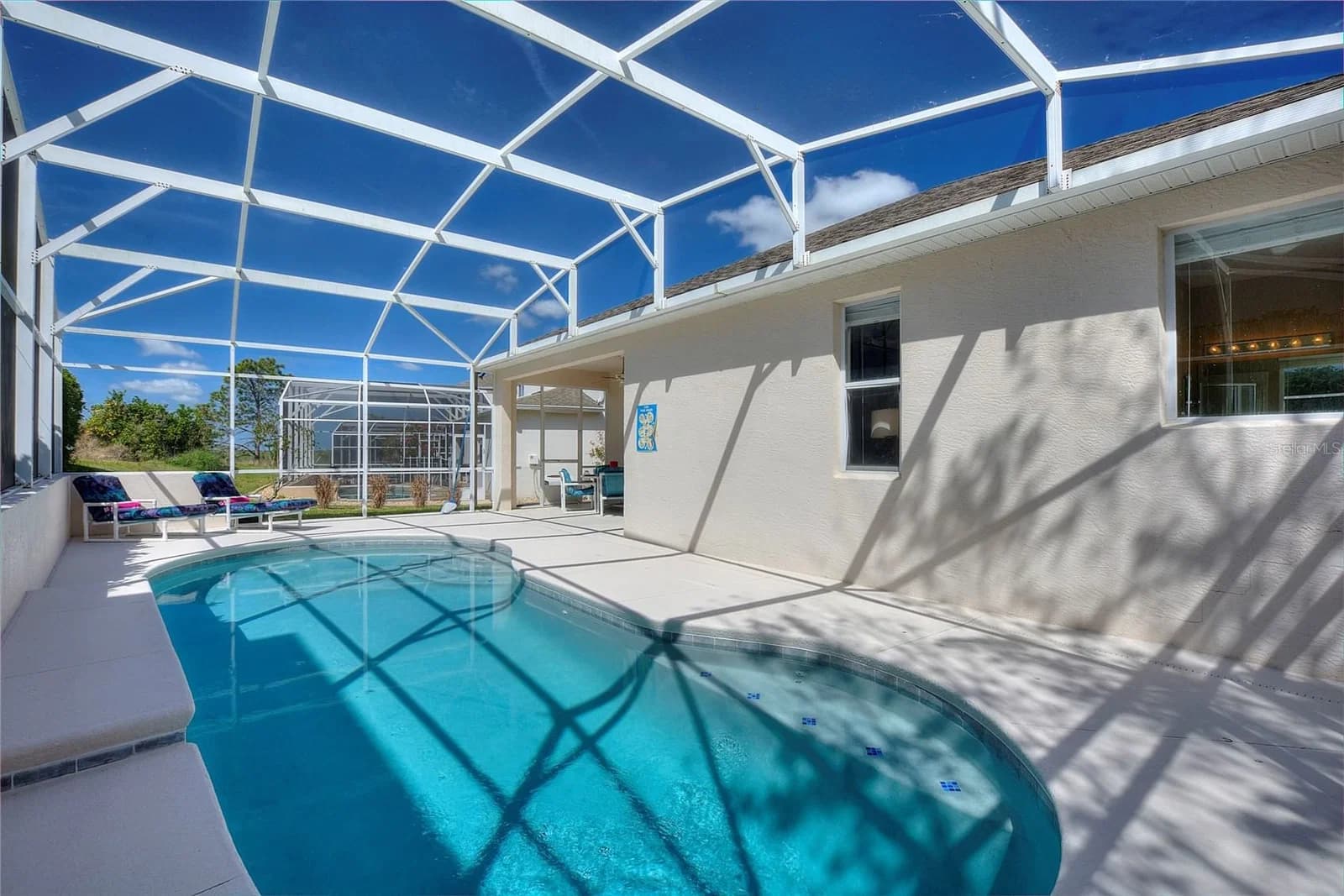 556 BONVILLE 5
