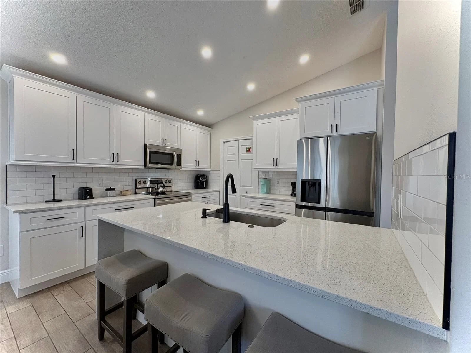 154 CASTLEMAIN 3
