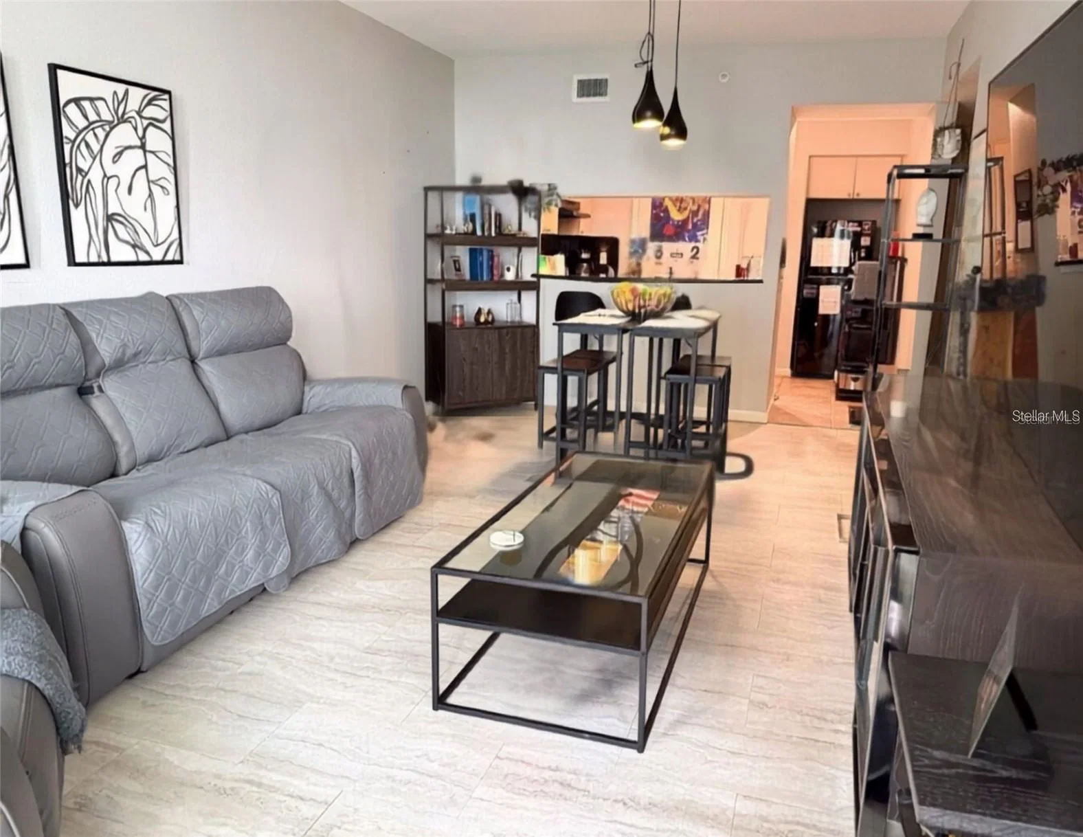 322 CENTRAL Boulevard #714 4