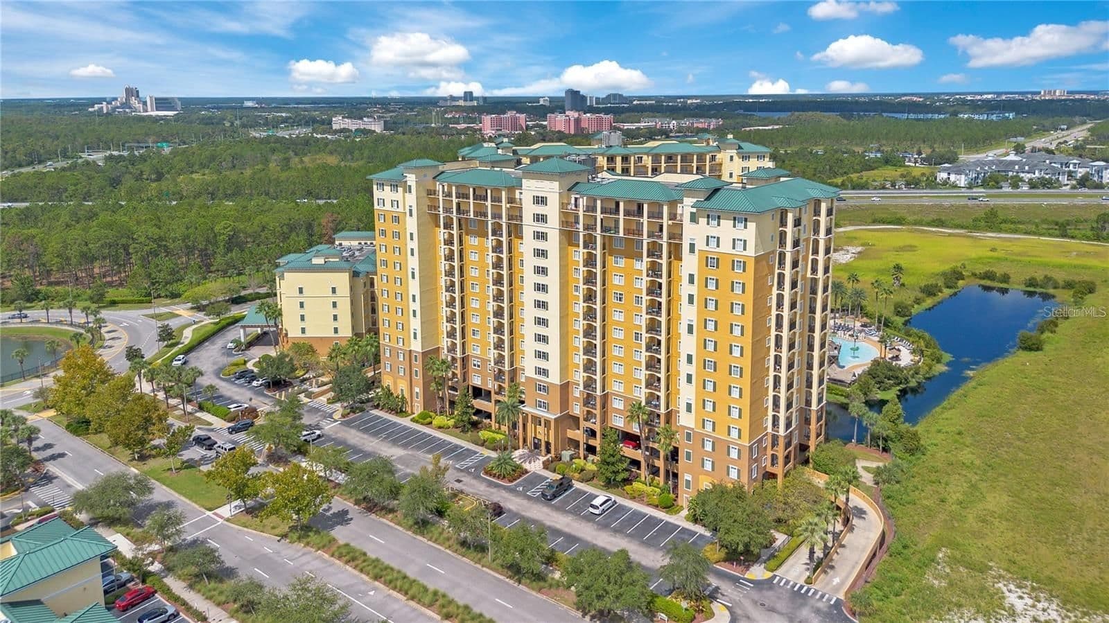 8101 RESORT VILLAGE Drive #3905, Orlando, FL 32821