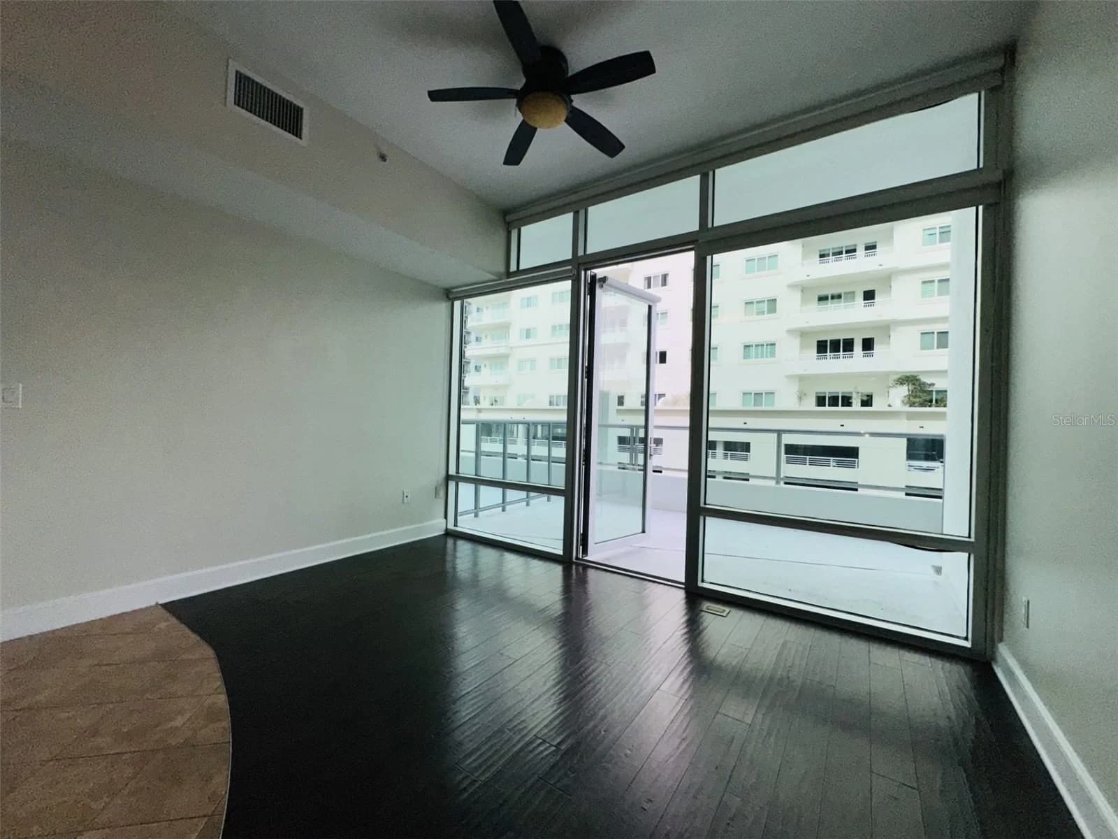 101 EOLA Drive #518, Orlando, FL 32801 2