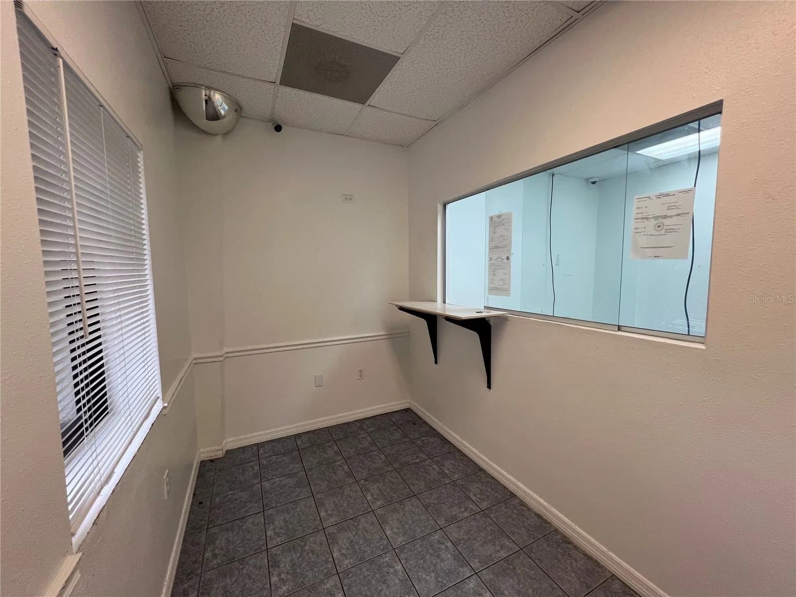 7216 CHANCERY #100, Orlando, FL 32809 3