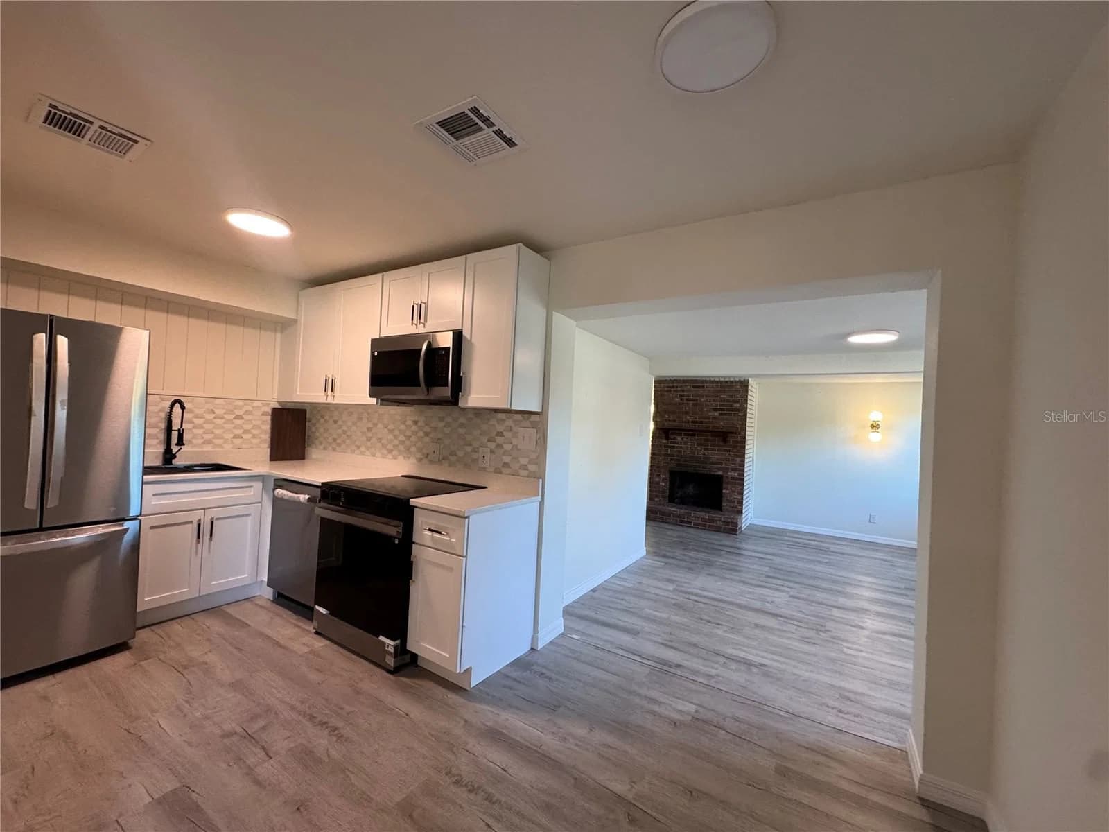 7224 VALIANT Court, Orlando, FL 32818 3