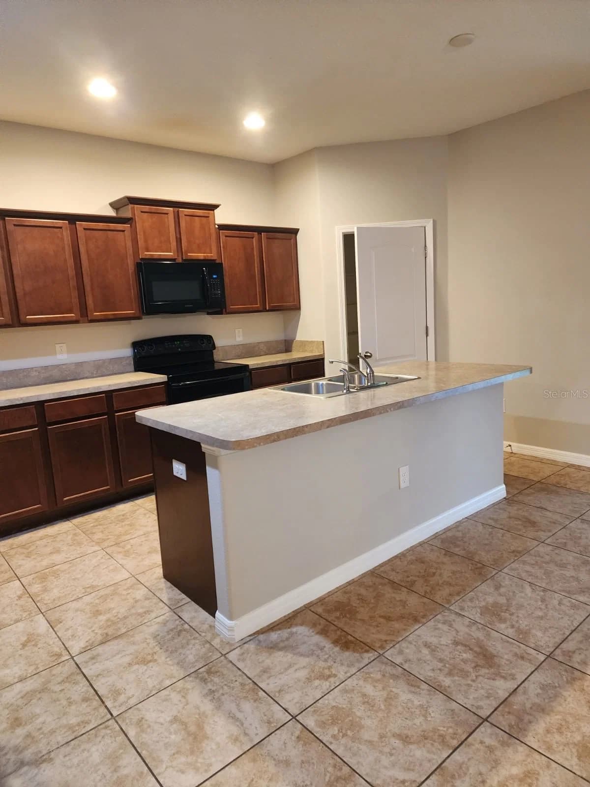 2765 CARRICKTON, Orlando, FL 32824 2