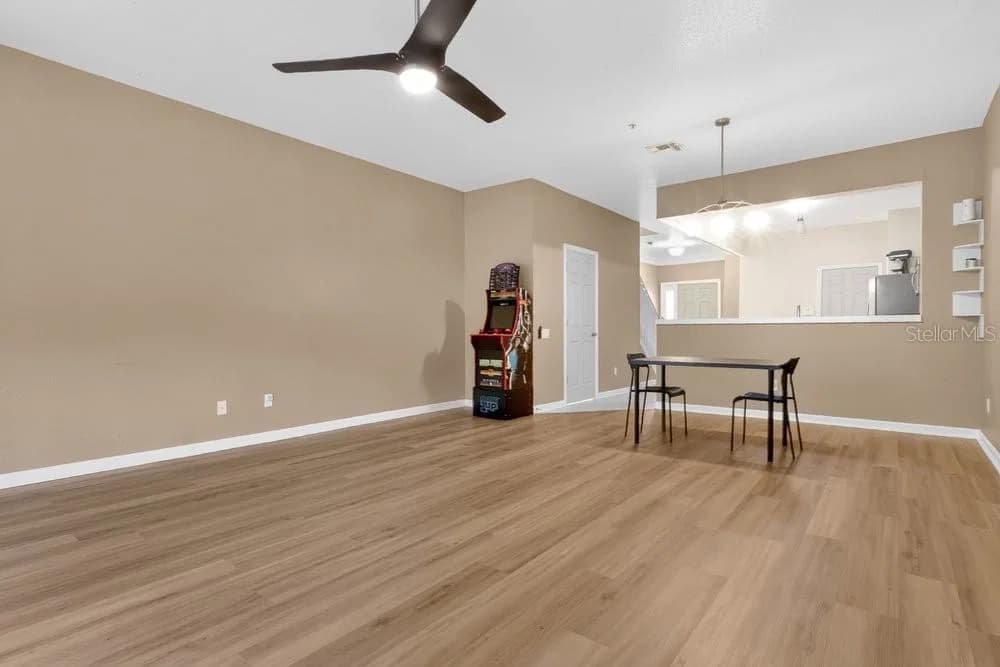 6302 DAYSBROOK Drive #104 4