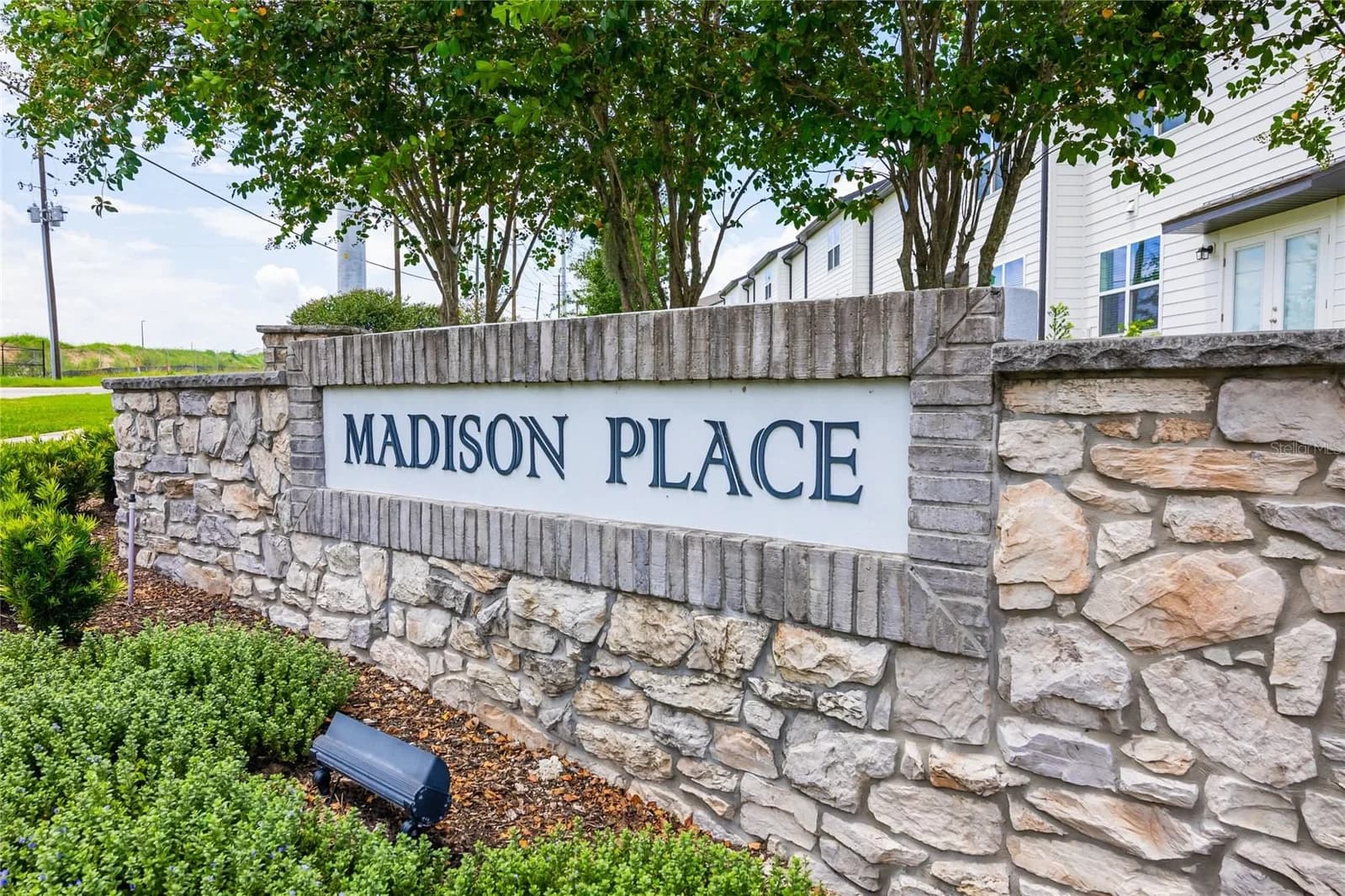 529 MADISON 3