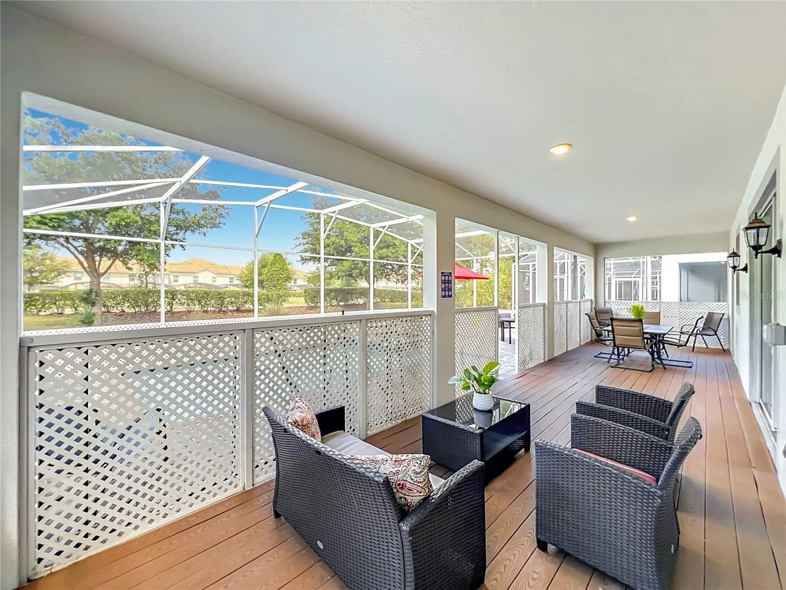 1556 MAIDSTONE 4