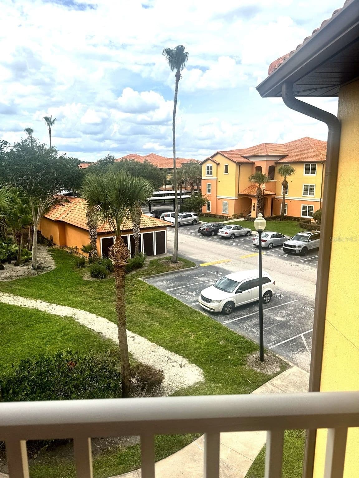 5483 VINELAND Road #10309 4