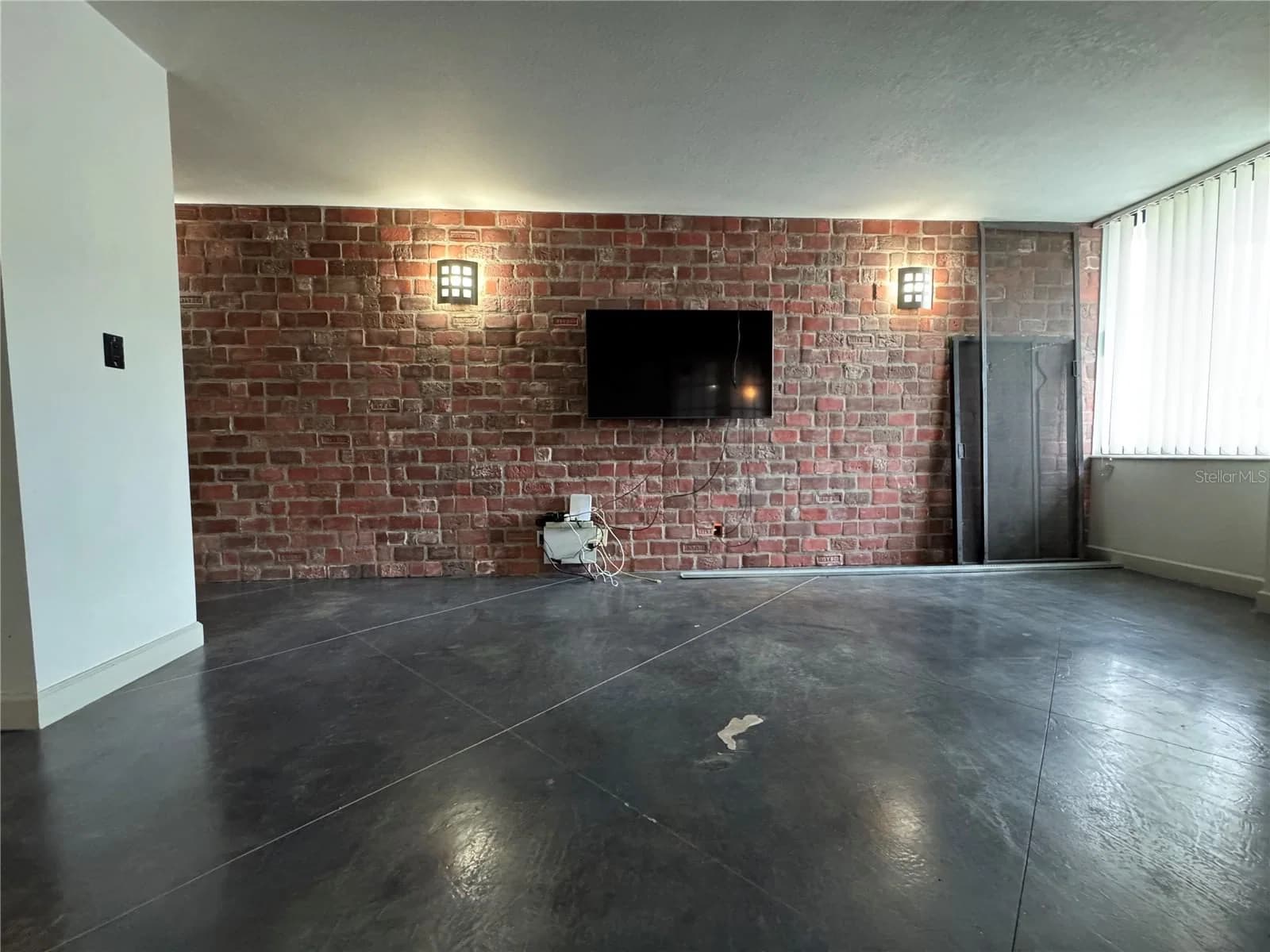 400 COLONIAL 5