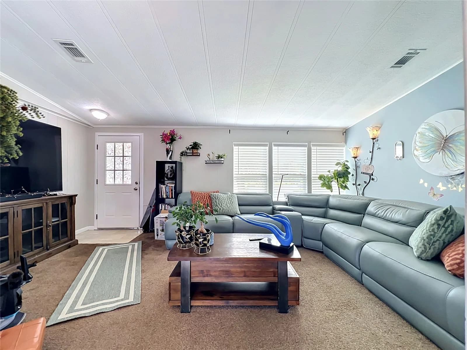7519 CHARLIN, Orlando, FL 32822 3