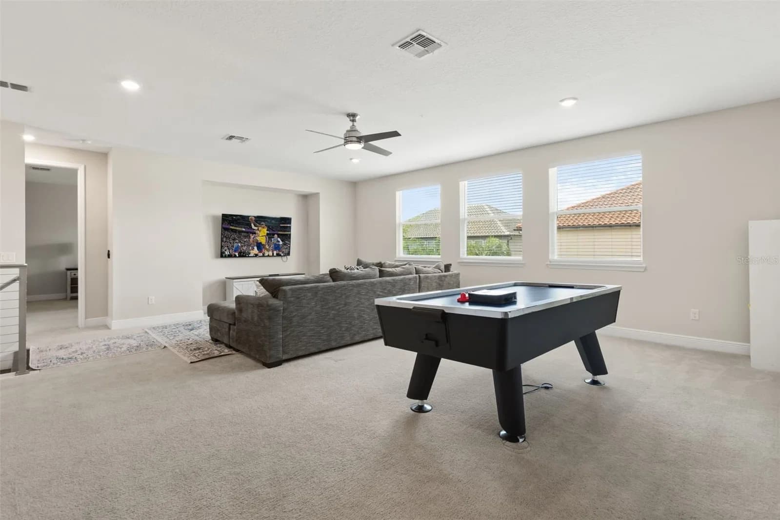 8373 LUDINGTON, Orlando, FL 32836 3