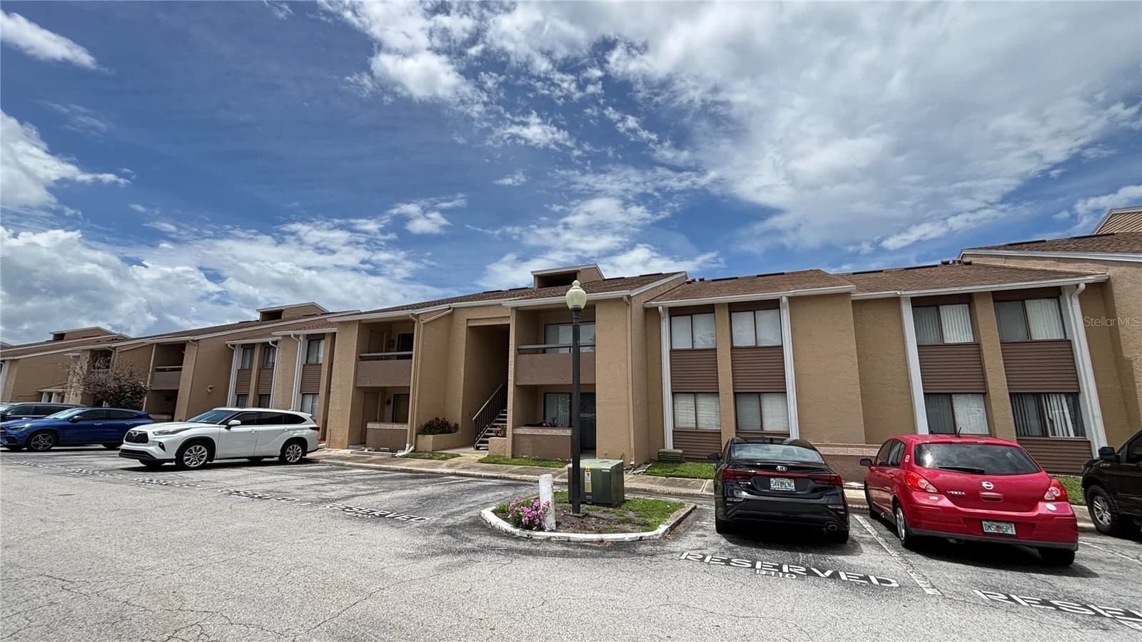 5169 VINELAND, Orlando, FL 32811