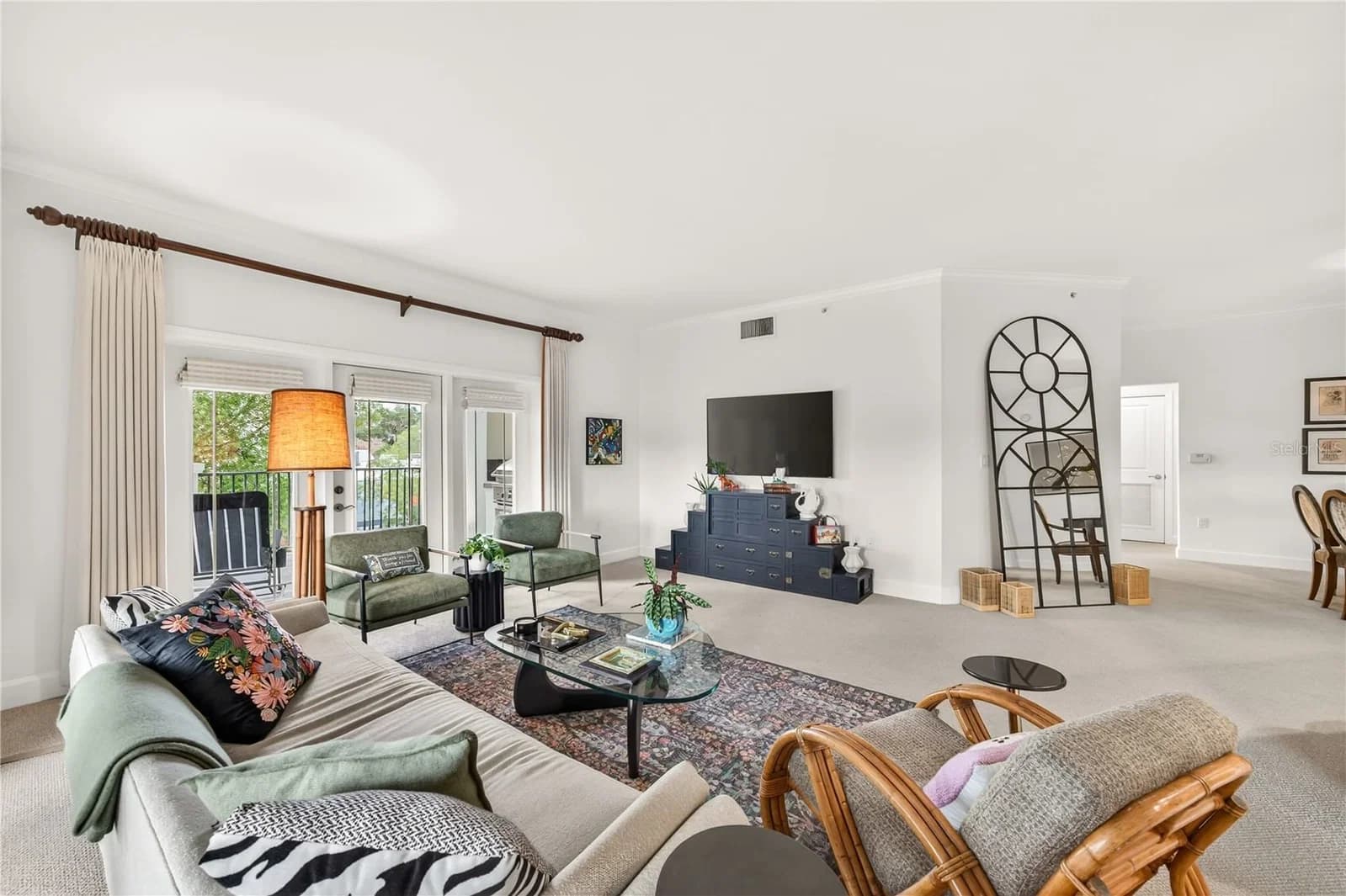 2305 EDGEWATER 4