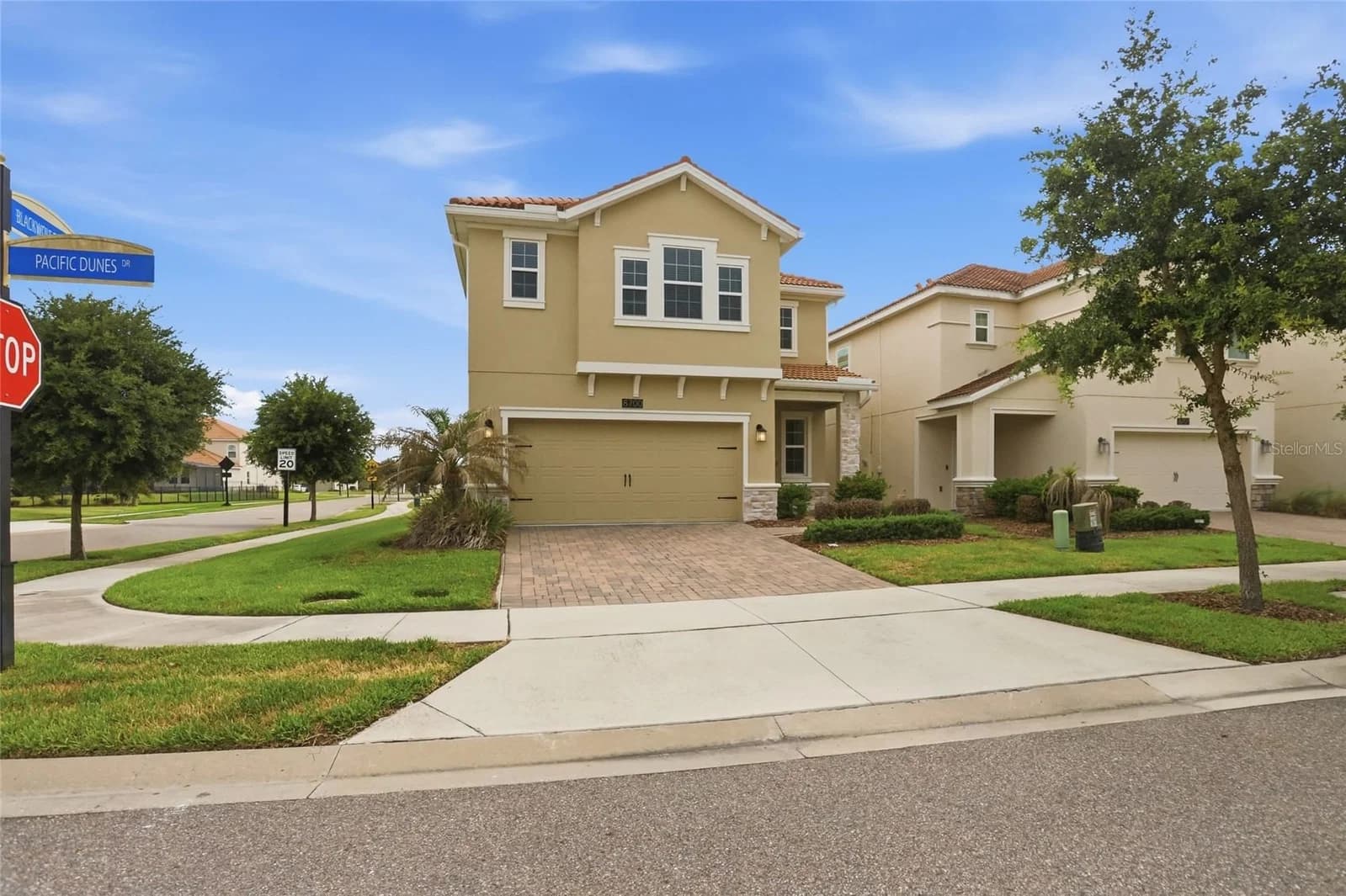 8700 PACIFIC DUNES 2