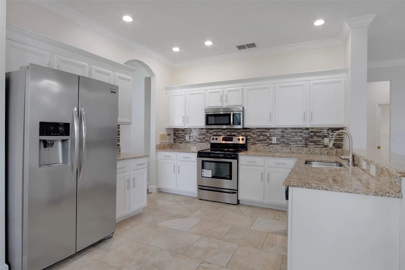 12661 ENCLAVE 5