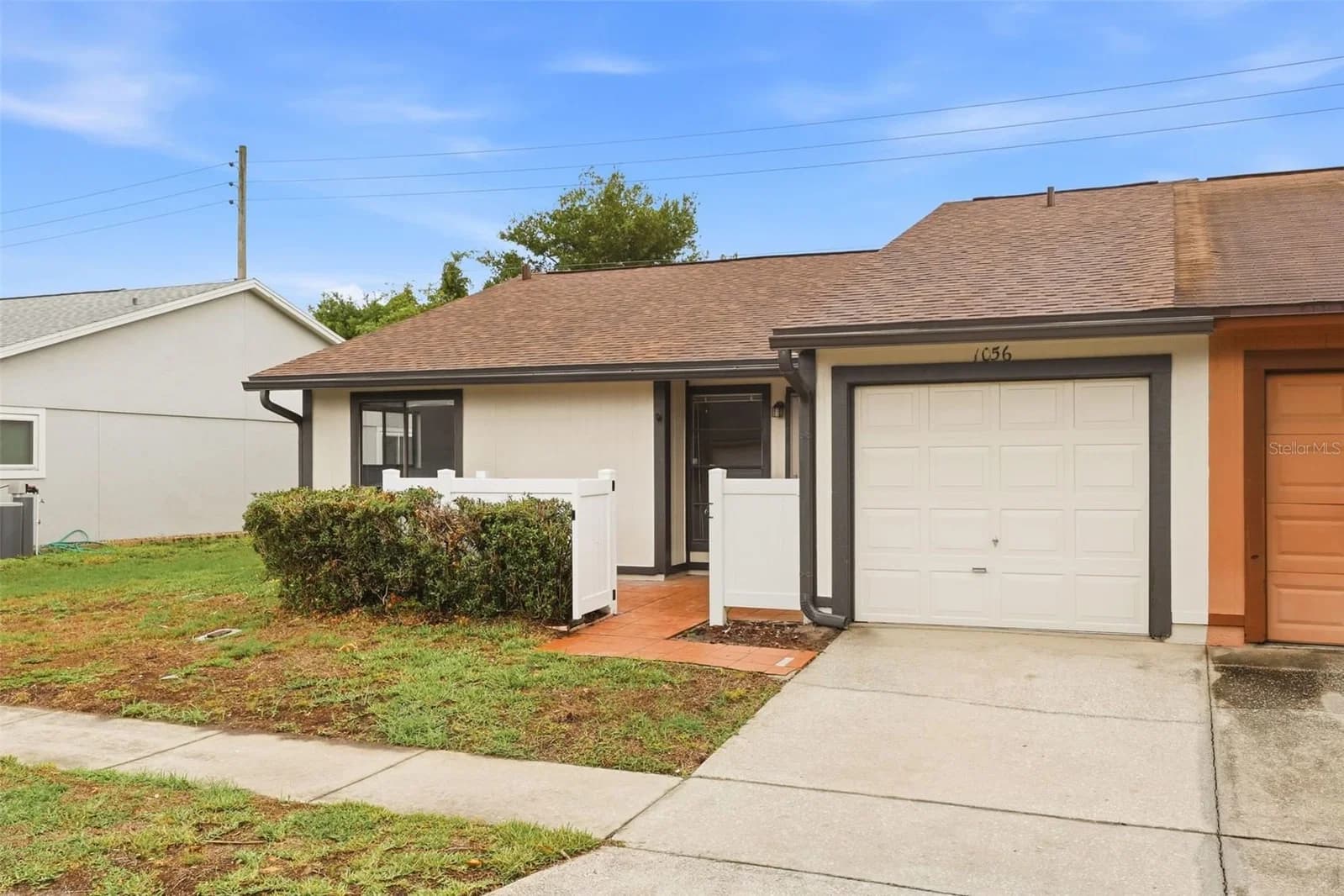 1056 SORIA, Orlando, FL 32807 3
