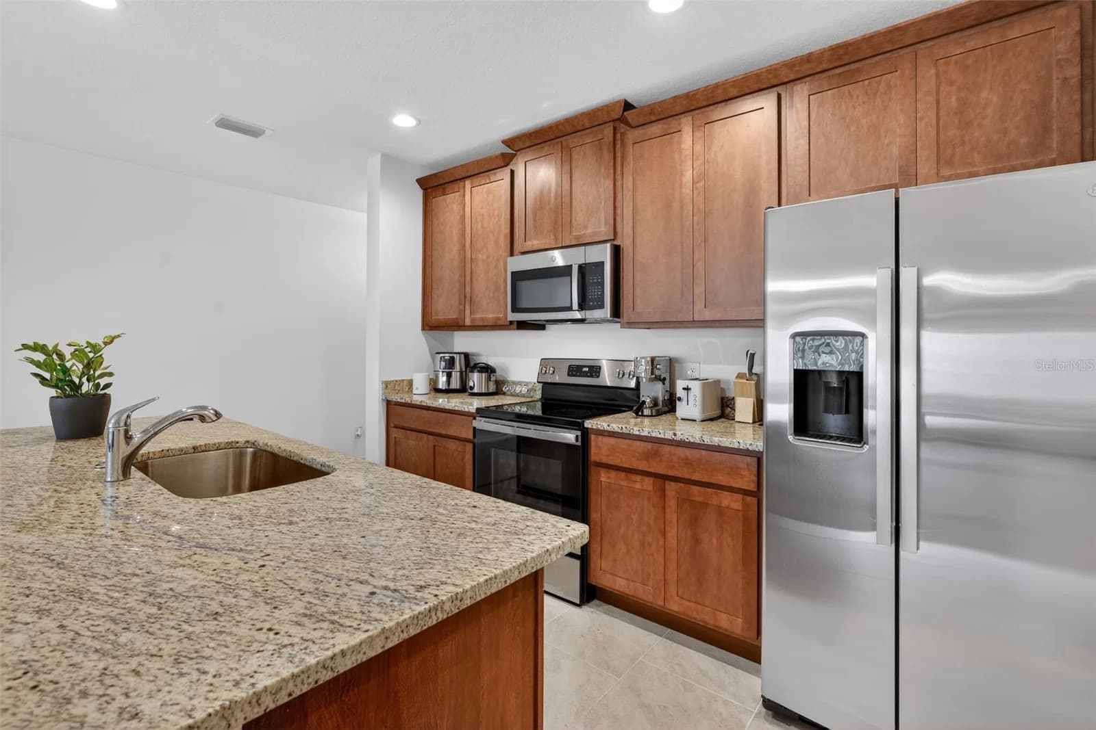1188 WOODY CYPRESS 4