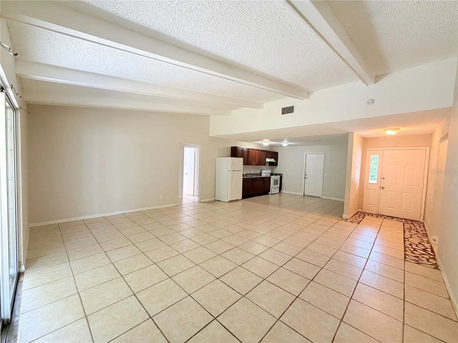 336 MONTGOMERY 4