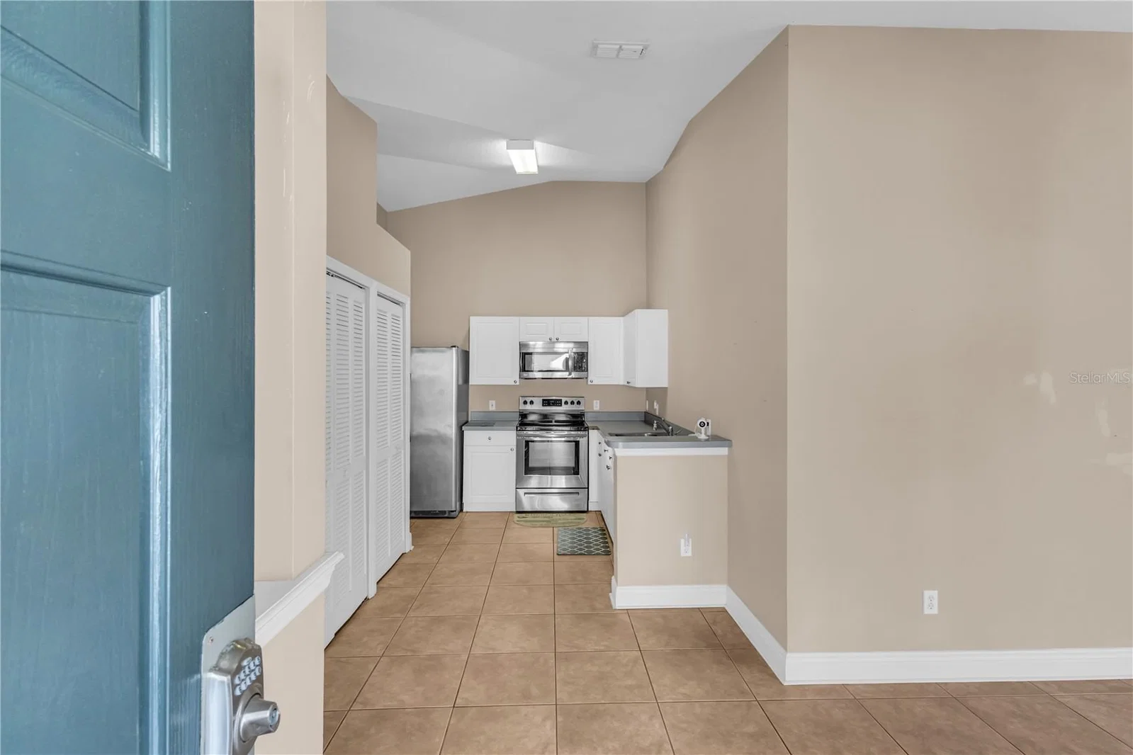 8810 GRAND PALMS 5
