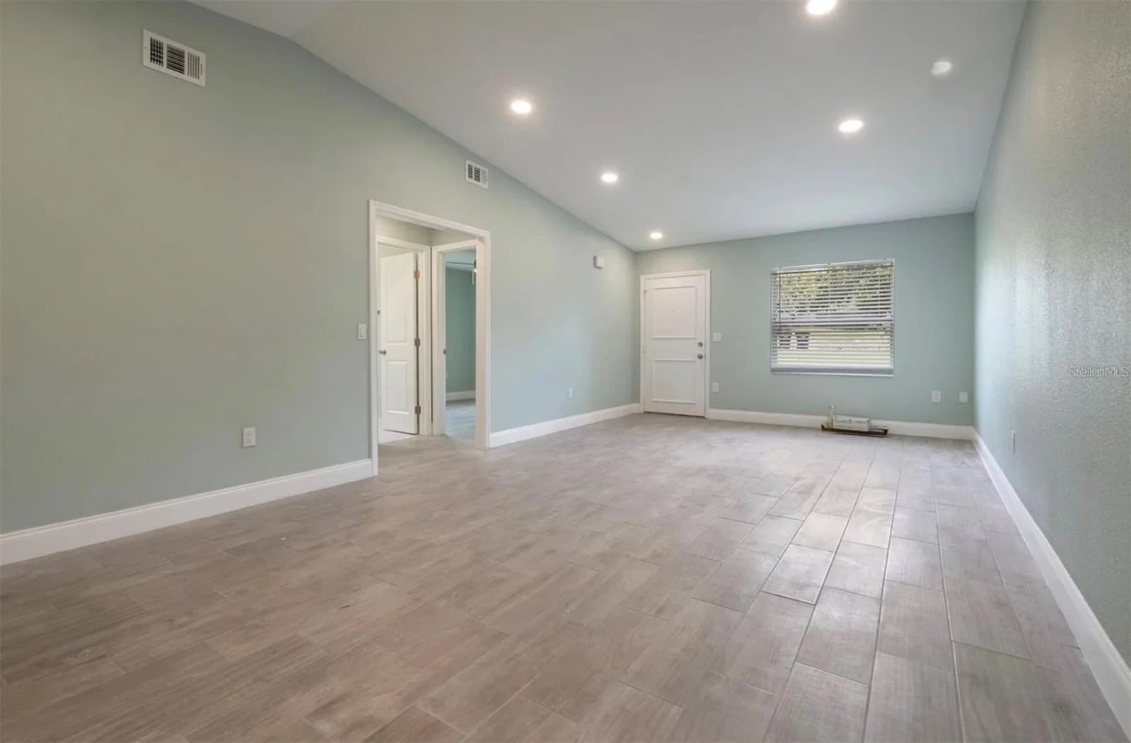 1184 WOODMAN 4