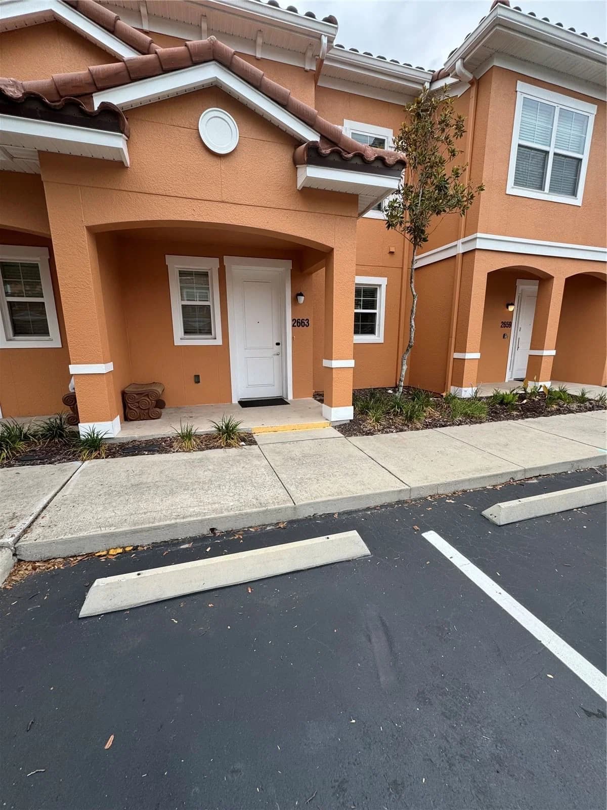 2663 ROADSTER, Kissimmee, FL 34746 2