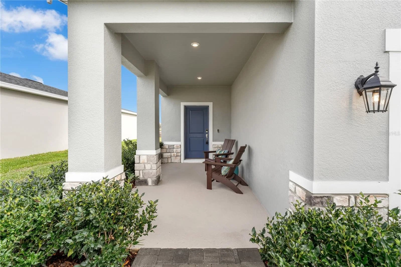 4446 RIVER BEACON 4